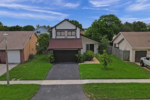 3253 Nw 104th Ave, Sunrise, FL, 33351-6827 | Card Image
