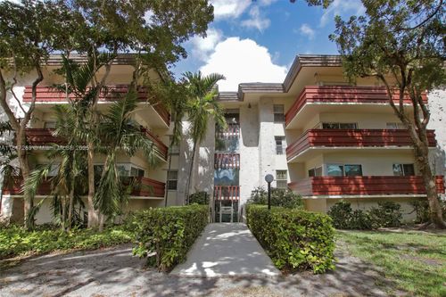 apt-320-1205 Mariposa Ave, Coral Gables, FL, 33146-3202 | Card Image