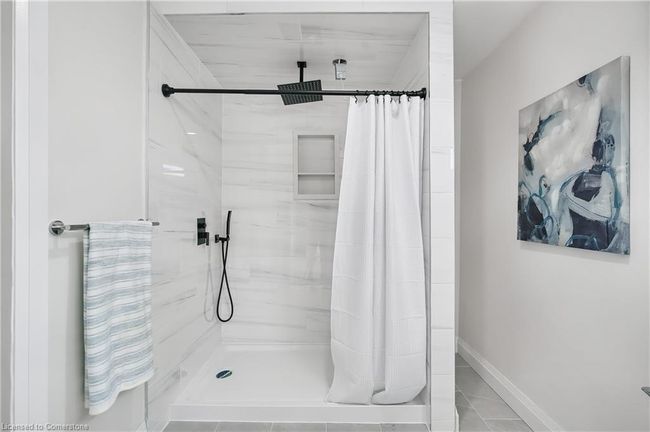 10 Comet Ave, House other with 5 bedrooms, 3 bathrooms and 1 parking in Hamilton ON | Image 20