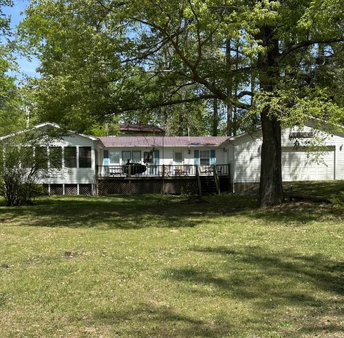 28 Cottage Cir, Linden, TN, 37096-5136 | Card Image