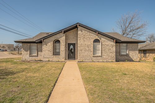 3539 Los Angeles Boulevard, Dallas, TX, 75233 | Card Image