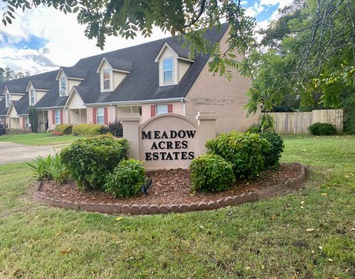 7520 Eric Dr, Chattanooga, TN, 37421-4102 | Card Image
