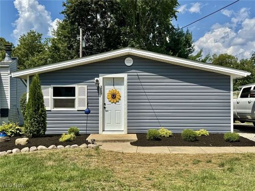 265 Rustic Rook Rd, Chippewa Lake, OH, 44215-9675 | Card Image