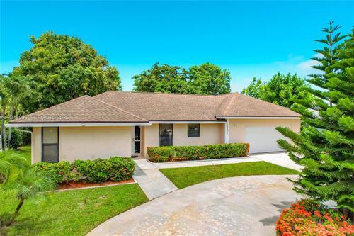 14898 Fairwind Ln, Delray Beach, FL, 33484-8411 | Card Image