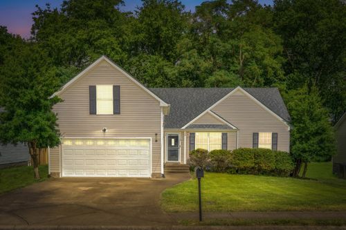 3673 Kendra Ct S, Clarksville, TN, 37040-2548 | Card Image