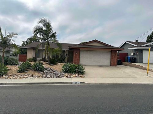 1800 Ithaca St, Chula Vista, CA, 91913-3017 | Card Image