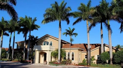902 Villa Cir, Boynton Beach, FL, 33435-8921 | Card Image