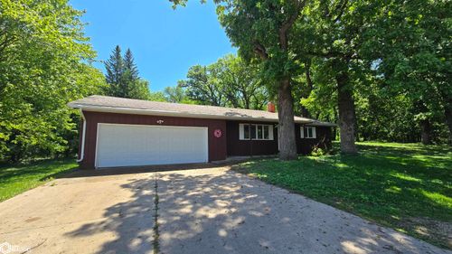 810 S 10th Avenue E, Lake Mills, IA, 50450 | Card Image