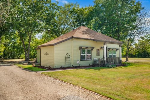 220 E Holley St, Alba, TX, 75410-2659 | Card Image