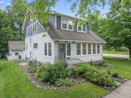 225 4th Ave Sw, Faribault, MN, 55021-6047 | Card Image