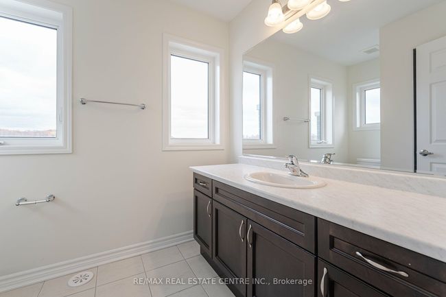 3370 Promenade Thunderbird, House attached with 4 bedrooms, 4 bathrooms and 1 parking in Pickering ON | Image 25
