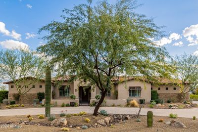 8821 E Havasupai Drive, House other with 5 bedrooms, 6 bathrooms and null parking in Scottsdale AZ | Image 2