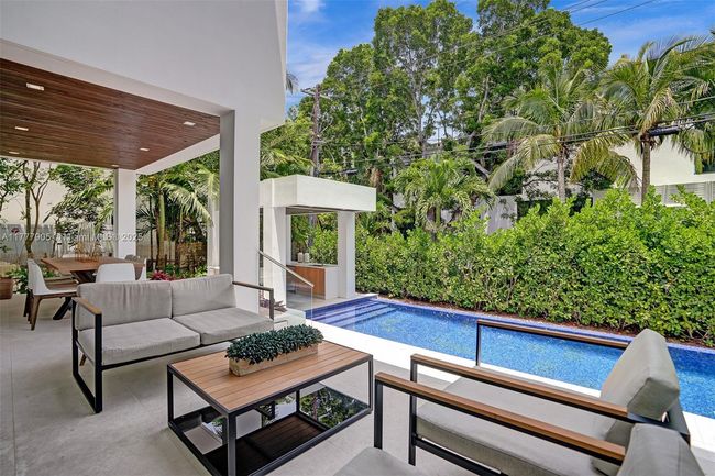 201 Buttonwood Dr, House other with 5 bedrooms, 7 bathrooms and null parking in Key Biscayne FL | Image 33