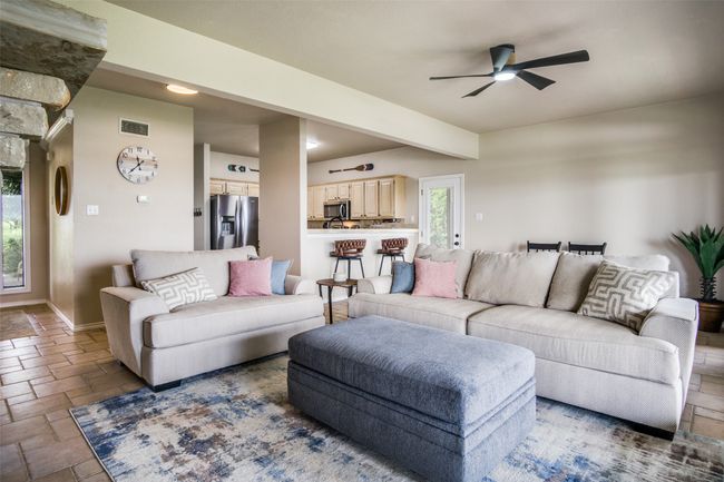 101 Eagle Pt, Condo with 2 bedrooms, 2 bathrooms and null parking in Graford TX | Image 13