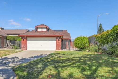 8100 Halladale Court, Sacramento, CA, 95829 | Card Image