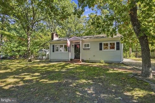 10 Woodland Ave, MEDFORD, NJ, 08055-3455 | Card Image