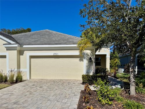 2921 Trustee Ave, Sarasota, FL, 34243-2550 | Card Image