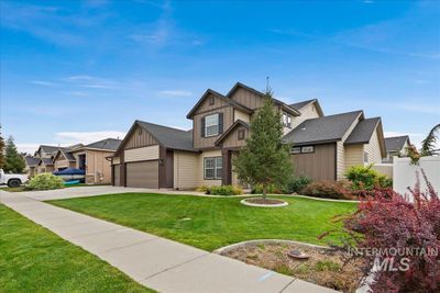 2023 Pine Creek Dr., House other with 5 bedrooms, 3 bathrooms and 4 parking in Nampa ID | Image 3