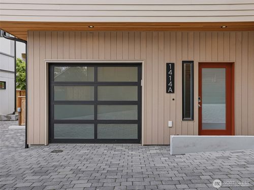 1414 A N 47th Street, Seattle, WA, 98103 | Card Image