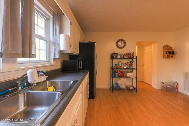 296 High St, House other with 3 bedrooms, 2 bathrooms and null parking in Huntingdon TN | Image 17