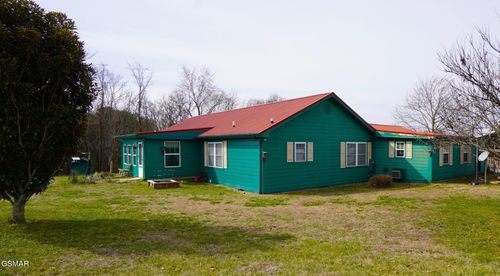 1070 Farm Road, Newport, TN, 37821 | Card Image