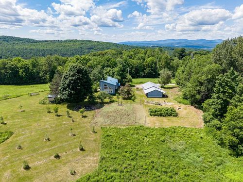 614 Gray Road, Plainfield, VT, 05667-9550 | Card Image