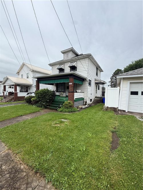 908 Hazen St, New Castle, PA, 16105 | Card Image