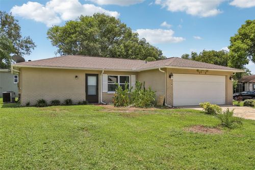 6426 Meadowbrook Ln, NEW PORT RICHEY, FL, 34653-4837 | Card Image