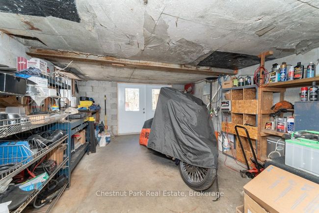 91 Santas Village Rd, House other with 4 bedrooms, 2 bathrooms and 7 parking in Bracebridge ON | Image 37