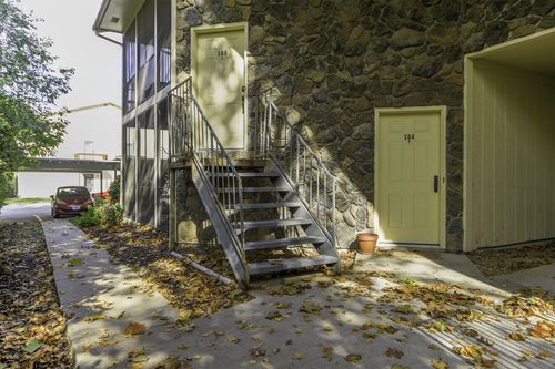 104 Park De Ville Pl, COLUMBIA, MO, 65203-4626 | Card Image