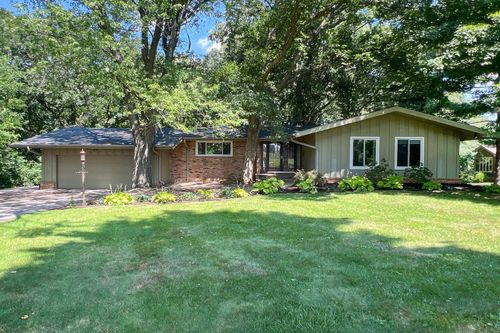 17 Timberlake Rd, Bloomington, IL, 61704-8614 | Card Image