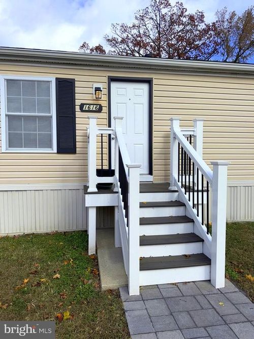 1616 N Main St, WILLIAMSTOWN, NJ, 08094-9114 | Card Image