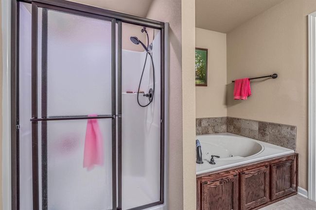1074 Skyline Dr, House other with 5 bedrooms, 3 bathrooms and null parking in Alexander AR | Image 18