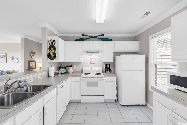UNIT-6C - 140 S Cove Pl, Condo with 3 bedrooms, 2 bathrooms and null parking in Pawleys Island SC | Image 13