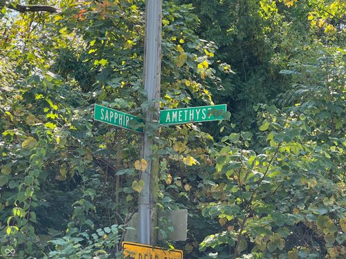 7841 Amethyst Ave, Indianapolis, IN, 46268 | Card Image