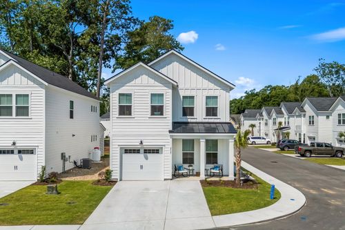 2527 Hillbourne Loop, North Myrtle Beach, SC, 29582-9801 | Card Image