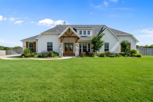 8221 David Ln, Midlothian, TX, 76065-2686 | Card Image