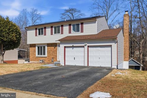6410 Killarney St, CLINTON, MD, 20735-3821 | Card Image