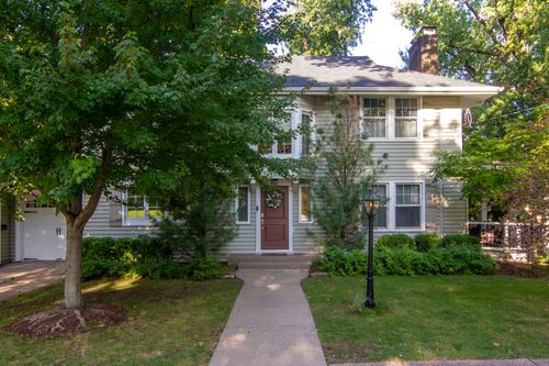 315 Ridgewood Ave, Davenport, IA, 52803-3645 | Card Image