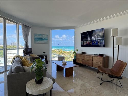 8-d-7330 Ocean Ter, Miami Beach, FL, 33141 | Card Image