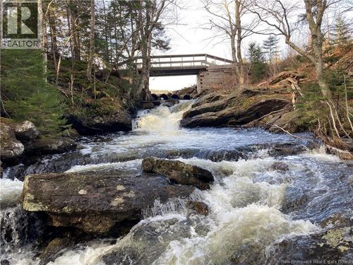 2 Nail Factory Rd, Clifton Royal, NB, E5S2G6 | Card Image