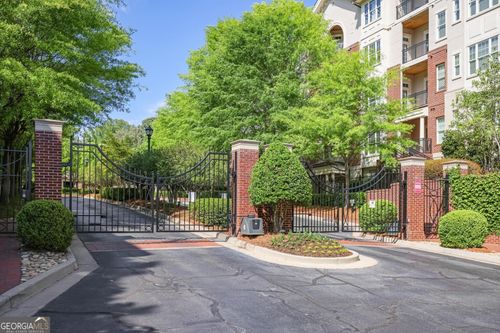 1211-3635 E Paces Cir Ne, Atlanta, GA, 30326-7813 | Card Image