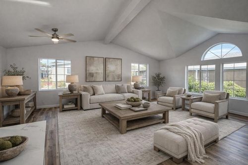 77-2550 E Valley Pkwy, Escondido, CA, 92027 | Card Image