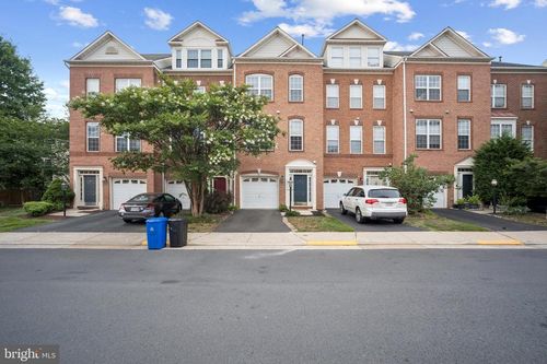 13013 Park Crescent Cir, HERNDON, VA, 20171-2819 | Card Image