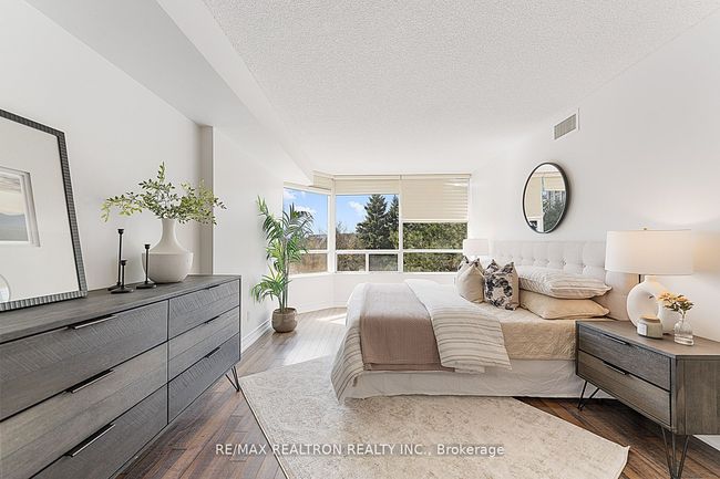 307 - 110 Promenade Cir, Condo with 2 bedrooms, 2 bathrooms and null parking in Vaughan ON | Image 40