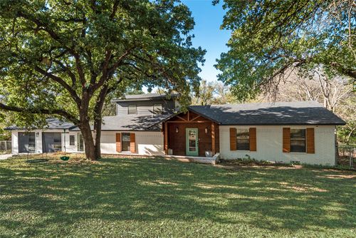 316 Old Justin Rd, Argyle, TX, 76226-3508 | Card Image