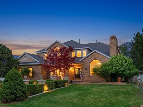 5 Quietwood Ln, Sandy, UT, 84092-4845 | Card Image