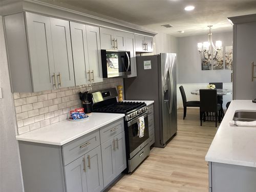 245 E Malone Ave, Crowley, TX, 76036-3221 | Card Image