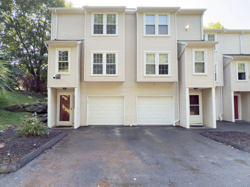 unit-209-380 Hitchcock Rd, Waterbury, CT, 06705-3959 | Card Image