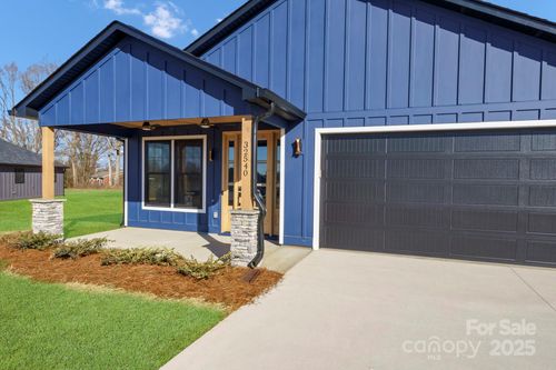 32525 Buchanan Ln, Albemarle, NC, 28001-0700 | Card Image